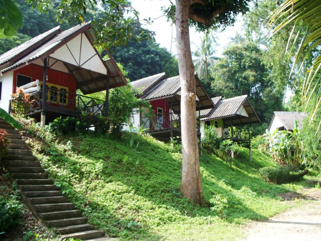 Ao Pong Resort Koh Mak Exteriör bild